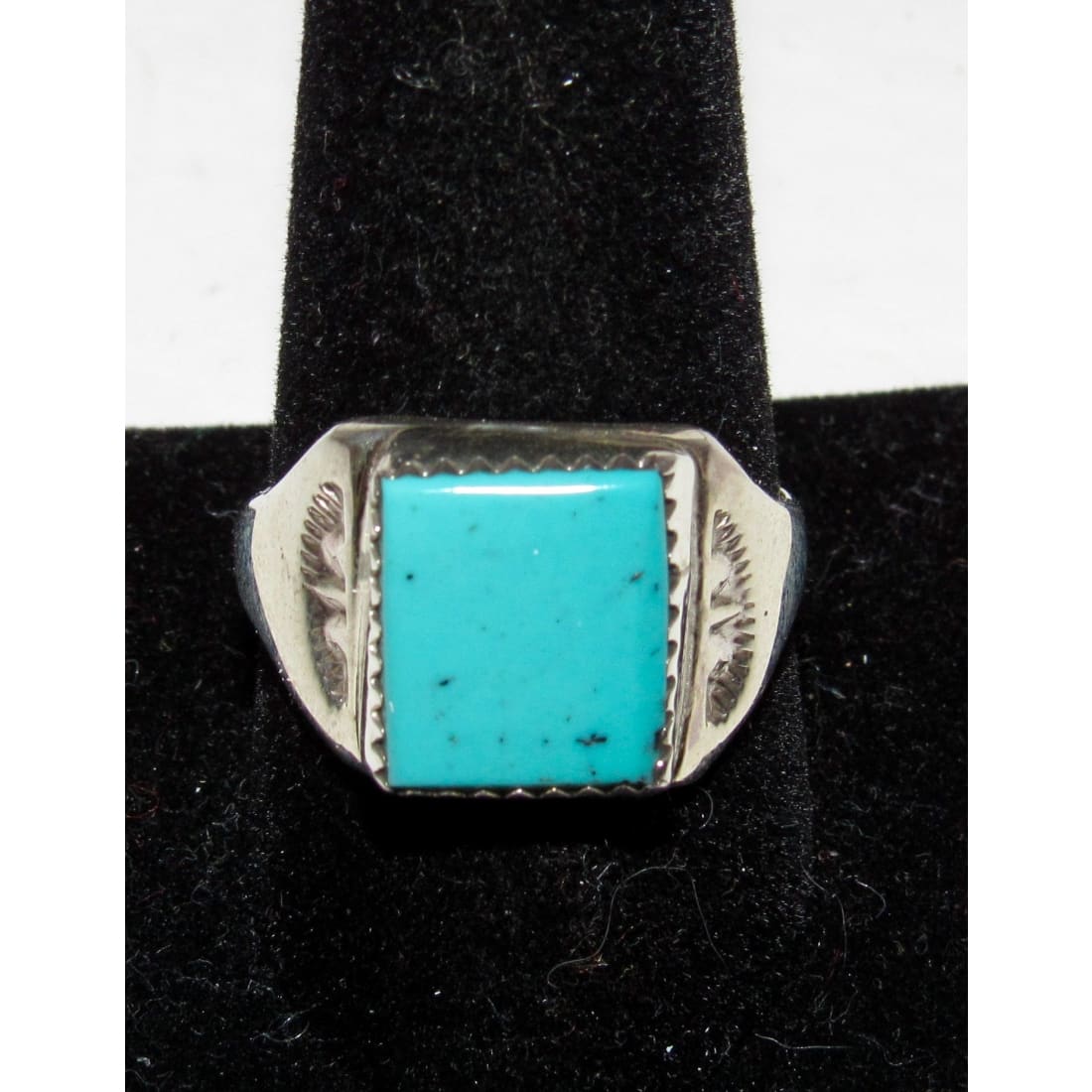 Navajo jewelry, Zuni Jewelry, Old Pawn Navajo, Old Pawn Zuni, Navajo Turquoise Rings, Navajo turquoise jewelry, Zuni turquoise jewelry, American Indian Jewelry, Navajo Bracelets, Zuni Bracelets, Navajo Rings, Zuni Rings, Old Pawn jewelry, Navajo Necklaces, Zuni Necklace