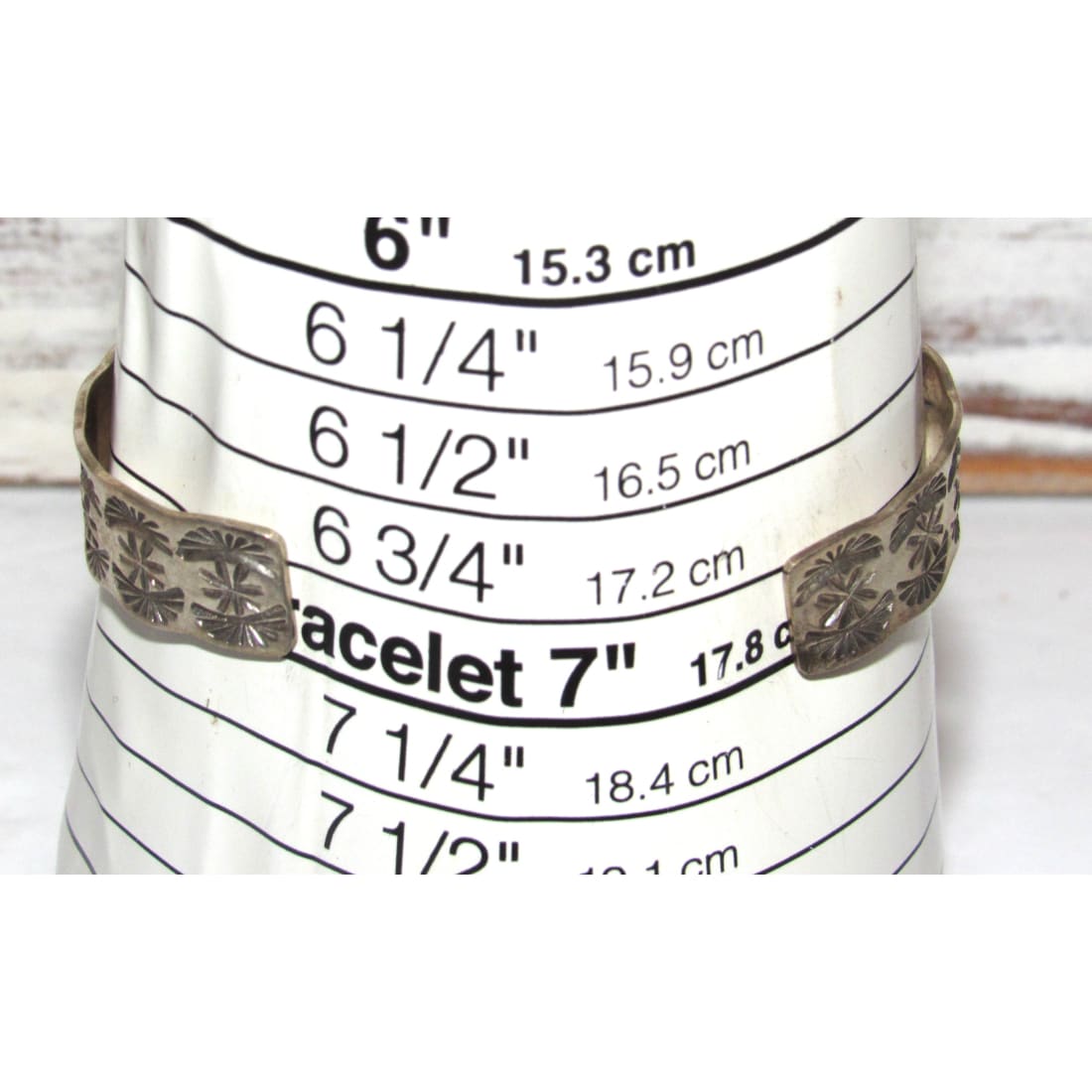 Navajo jewelry, Zuni Jewelry, Old Pawn Navajo, Old Pawn Zuni, Navajo Turquoise Rings, Navajo turquoise jewelry, Zuni turquoise jewelry, American Indian Jewelry, Navajo Bracelets, Zuni Bracelets, Navajo Rings, Zuni Rings, Old Pawn jewelry, Navajo Necklaces, Zuni Necklace