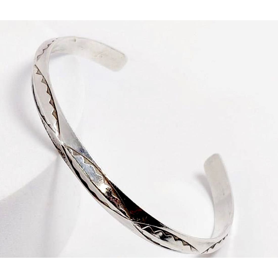 Navajo jewelry, Zuni Jewelry, Old Pawn Navajo, Old Pawn Zuni, Navajo Turquoise Rings, Navajo turquoise jewelry, Zuni turquoise jewelry, American Indian Jewelry, Navajo Bracelets, Zuni Bracelets, Navajo Rings, Zuni Rings, Old Pawn jewelry, Navajo Necklaces, Zuni Necklace