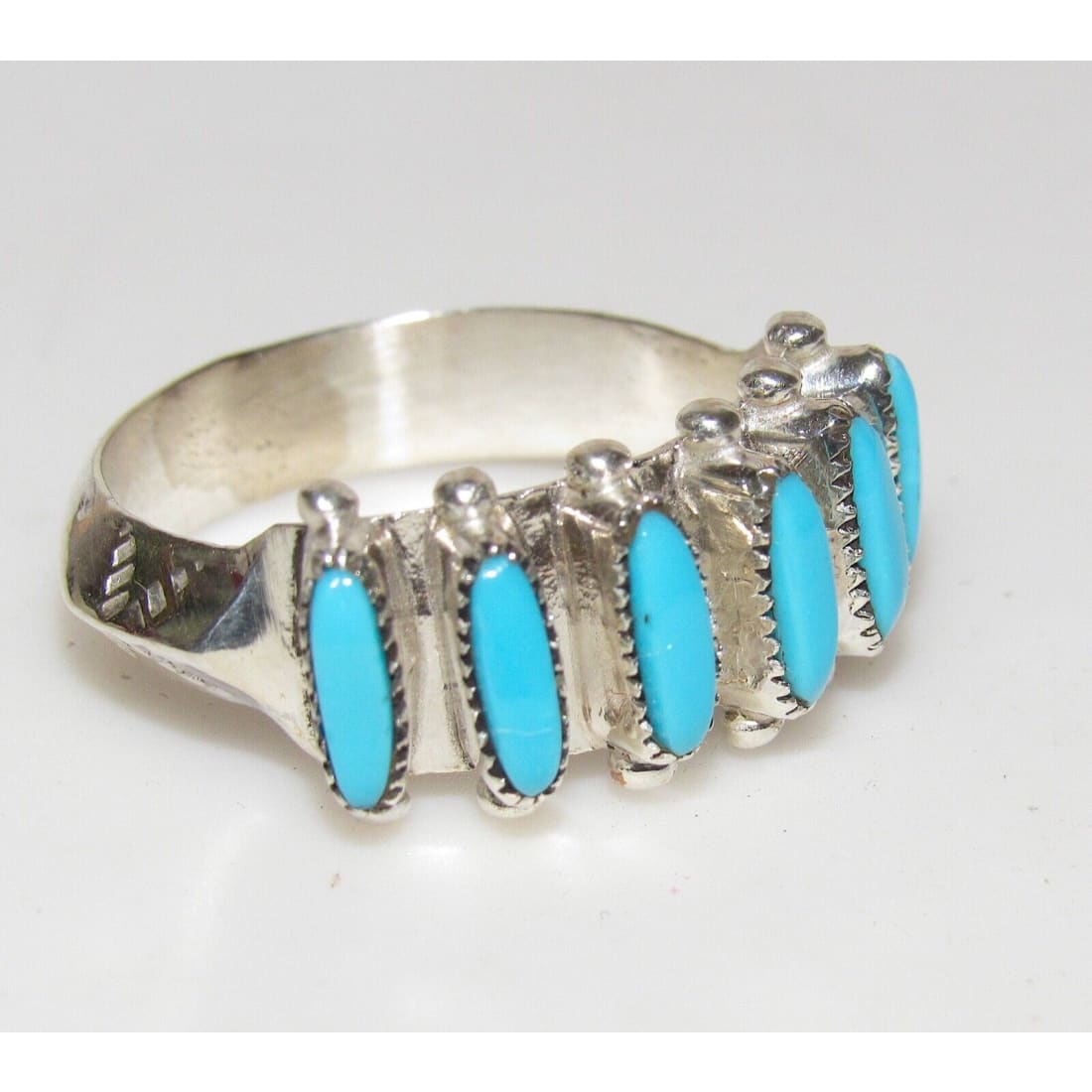 Navajo jewelry, Zuni Jewelry, Old Pawn Navajo, Old Pawn Zuni, Navajo Turquoise Rings, Navajo turquoise jewelry, Zuni turquoise jewelry, American Indian Jewelry, Navajo Bracelets, Zuni Bracelets, Navajo Rings, Zuni Rings, Old Pawn jewelry, Navajo Necklaces, Zuni Necklace