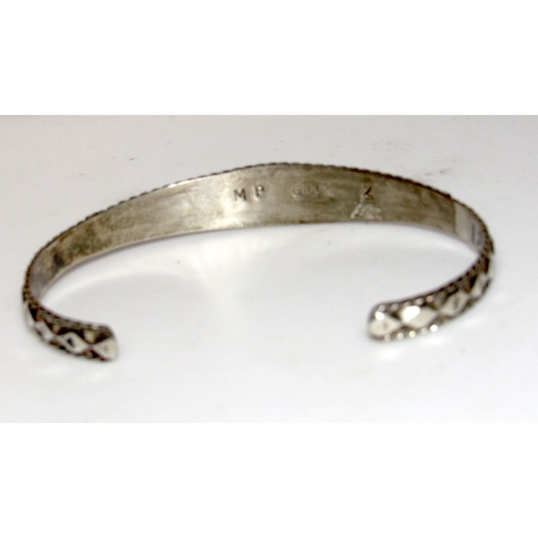 Navajo jewelry, Zuni Jewelry, Old Pawn Navajo, Old Pawn Zuni, Navajo Turquoise Rings, Navajo turquoise jewelry, Zuni turquoise jewelry, American Indian Jewelry, Navajo Bracelets, Zuni Bracelets, Navajo Rings, Zuni Rings, Old Pawn jewelry, Navajo Necklaces, Zuni Necklace