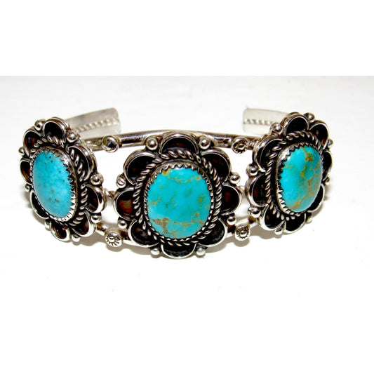 Navajo jewelry, Zuni Jewelry, Old Pawn Navajo, Old Pawn Zuni, Navajo Turquoise Rings, Navajo turquoise jewelry, Zuni turquoise jewelry, American Indian Jewelry, Navajo Bracelets, Zuni Bracelets, Navajo Rings, Zuni Rings, Old Pawn jewelry, Navajo Necklaces, Zuni Necklace
