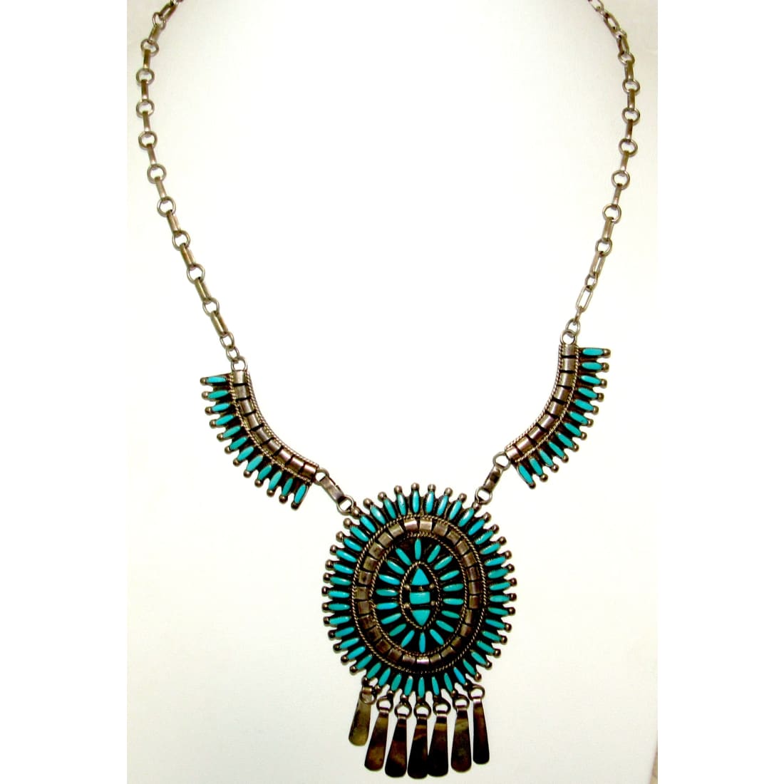 Navajo jewelry, Zuni Jewelry, Old Pawn Navajo, Old Pawn Zuni, Navajo Turquoise Rings, Navajo turquoise jewelry, Zuni turquoise jewelry, American Indian Jewelry, Navajo Bracelets, Zuni Bracelets, Navajo Rings, Zuni Rings, Old Pawn jewelry, Navajo Necklaces, Zuni Necklace