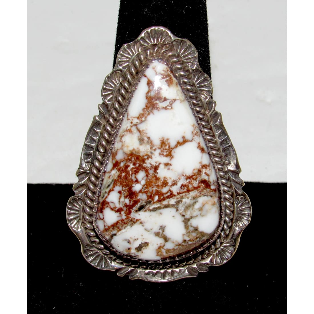 Navajo jewelry, Zuni Jewelry, Old Pawn Navajo, Old Pawn Zuni, Navajo Turquoise Rings, Navajo turquoise jewelry, Zuni turquoise jewelry, American Indian Jewelry, Navajo Bracelets, Zuni Bracelets, Navajo Rings, Zuni Rings, Old Pawn jewelry, Navajo Necklaces, Zuni Necklace