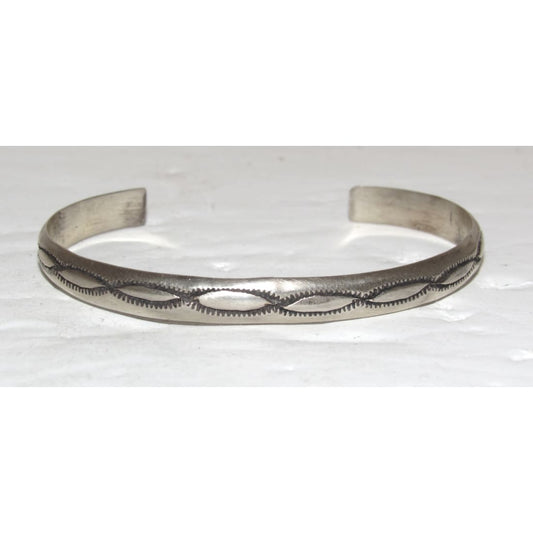 Navajo jewelry, Zuni Jewelry, Old Pawn Navajo, Old Pawn Zuni, Navajo Turquoise Rings, Navajo turquoise jewelry, Zuni turquoise jewelry, American Indian Jewelry, Navajo Bracelets, Zuni Bracelets, Navajo Rings, Zuni Rings, Old Pawn jewelry, Navajo Necklaces, Zuni Necklace