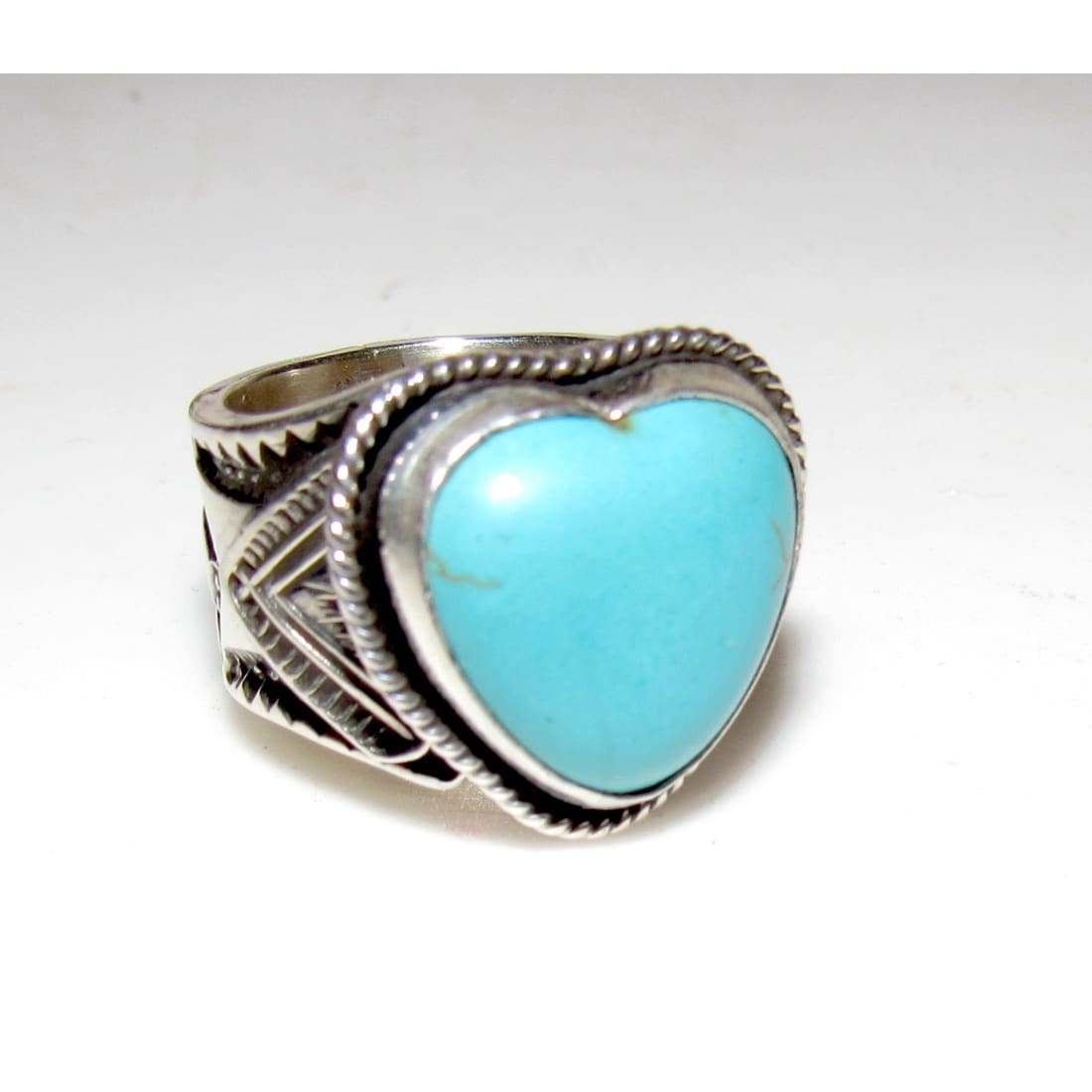 Navajo jewelry, Zuni Jewelry, Old Pawn Navajo, Old Pawn Zuni, Navajo Turquoise Rings, Navajo turquoise jewelry, Zuni turquoise jewelry, American Indian Jewelry, Navajo Bracelets, Zuni Bracelets, Navajo Rings, Zuni Rings, Old Pawn jewelry, Navajo Necklaces, Zuni Necklace