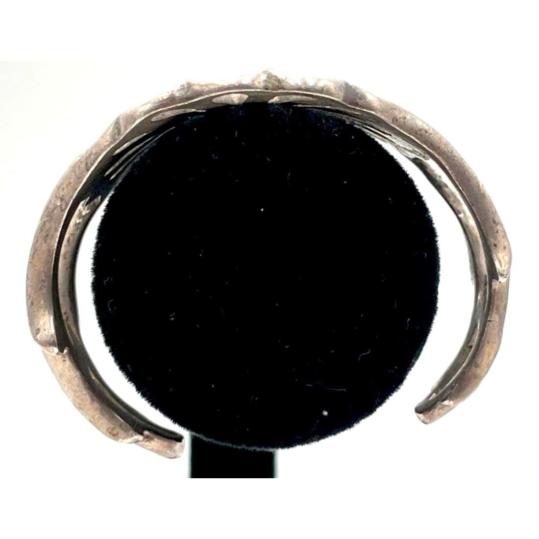 Navajo jewelry, Zuni Jewelry, Old Pawn Navajo, Old Pawn Zuni, Navajo Turquoise Rings, Navajo turquoise jewelry, Zuni turquoise jewelry, American Indian Jewelry, Navajo Bracelets, Zuni Bracelets, Navajo Rings, Zuni Rings, Old Pawn jewelry, Navajo Necklaces, Zuni Necklace