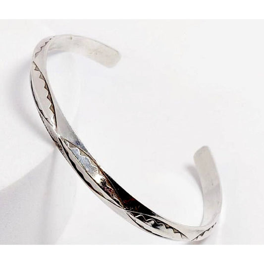 Navajo jewelry, Zuni Jewelry, Old Pawn Navajo, Old Pawn Zuni, Navajo Turquoise Rings, Navajo turquoise jewelry, Zuni turquoise jewelry, American Indian Jewelry, Navajo Bracelets, Zuni Bracelets, Navajo Rings, Zuni Rings, Old Pawn jewelry, Navajo Necklaces, Zuni Necklace