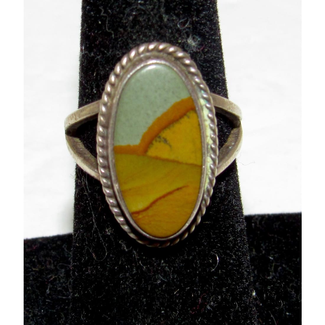 Navajo jewelry, Zuni Jewelry, Old Pawn Navajo, Old Pawn Zuni, Navajo Turquoise Rings, Navajo turquoise jewelry, Zuni turquoise jewelry, American Indian Jewelry, Navajo Bracelets, Zuni Bracelets, Navajo Rings, Zuni Rings, Old Pawn jewelry, Navajo Necklaces, Zuni Necklace