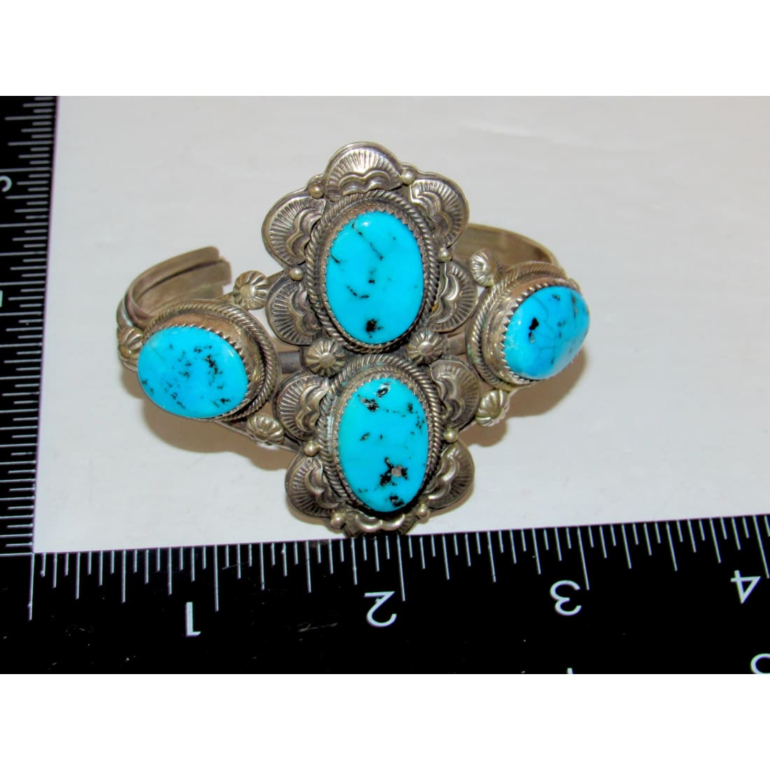 Navajo jewelry, Zuni Jewelry, Old Pawn Navajo, Old Pawn Zuni, Navajo Turquoise Rings, Navajo turquoise jewelry, Zuni turquoise jewelry, American Indian Jewelry, Navajo Bracelets, Zuni Bracelets, Navajo Rings, Zuni Rings, Old Pawn jewelry, Navajo Necklaces, Zuni Necklace